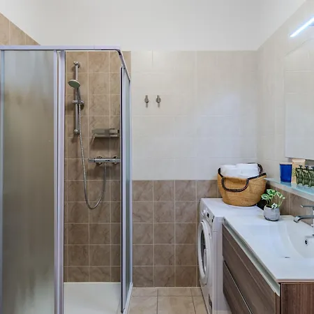 Apartament San Vincenzo By Interhome